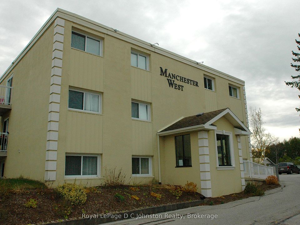 1st image of 229 Adelaide St #306