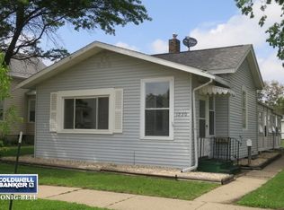1220 W Main St, Ottawa, IL 61350