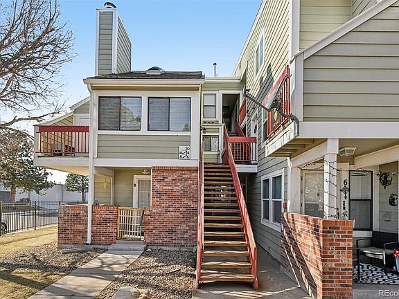 2nd image of 982 S Dearborn Way #14