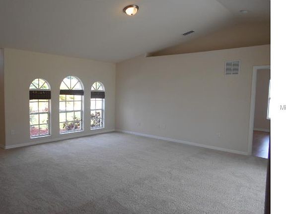 3rd image of 1271 Lindsay Ave