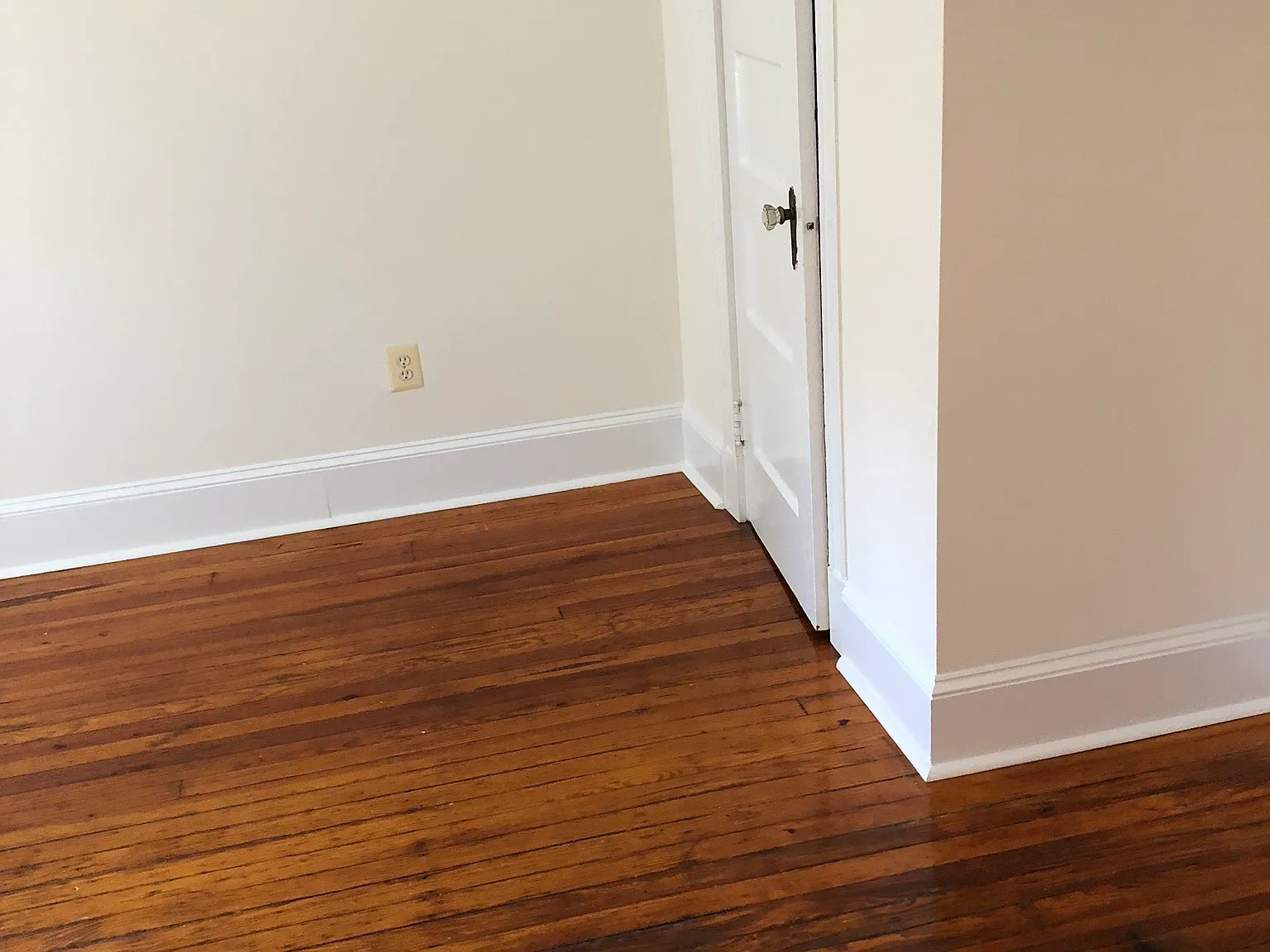 1 bed, $1,050 — Photo 3