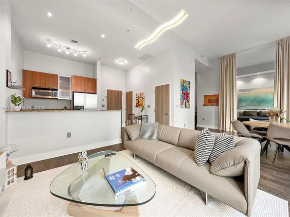 9066 SW 73rd Ct APT 405, Miami, FL 33156