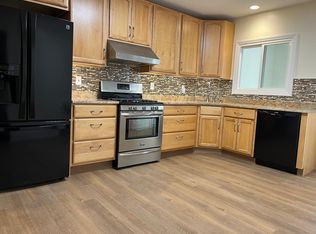 135 72nd St FLOOR 2, North Bergen, NJ 07047