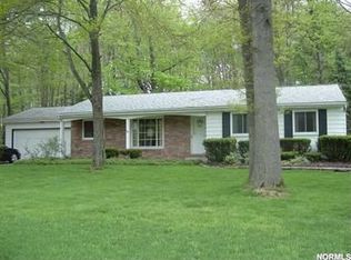 85 Springwood Rd, Northfield, OH 44067