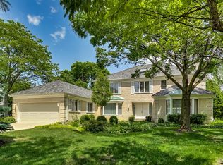 2413 Indian Ridge Dr, Glenview, IL 60026