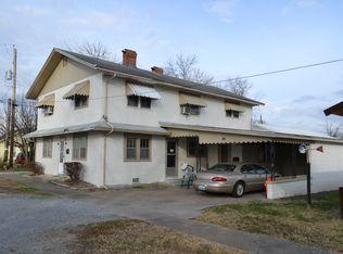 709 E Poplar St #3, Herrin, IL 62948