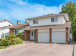 20 Falk Ave, Ottawa, ON K2J1L1