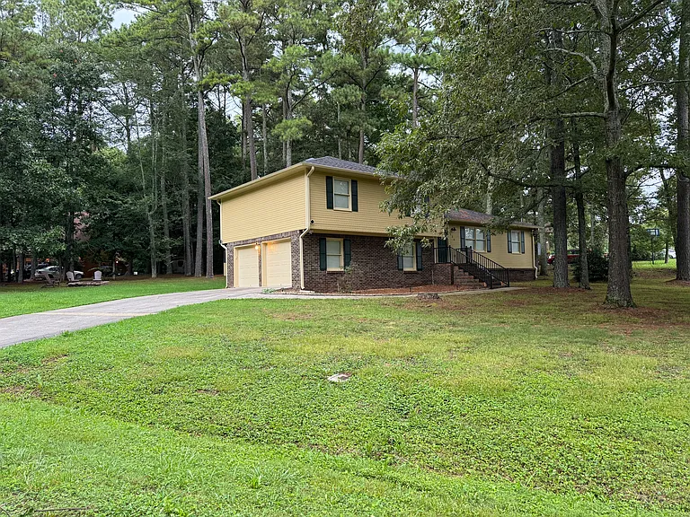 130 Water Oak Ct — Photo 1