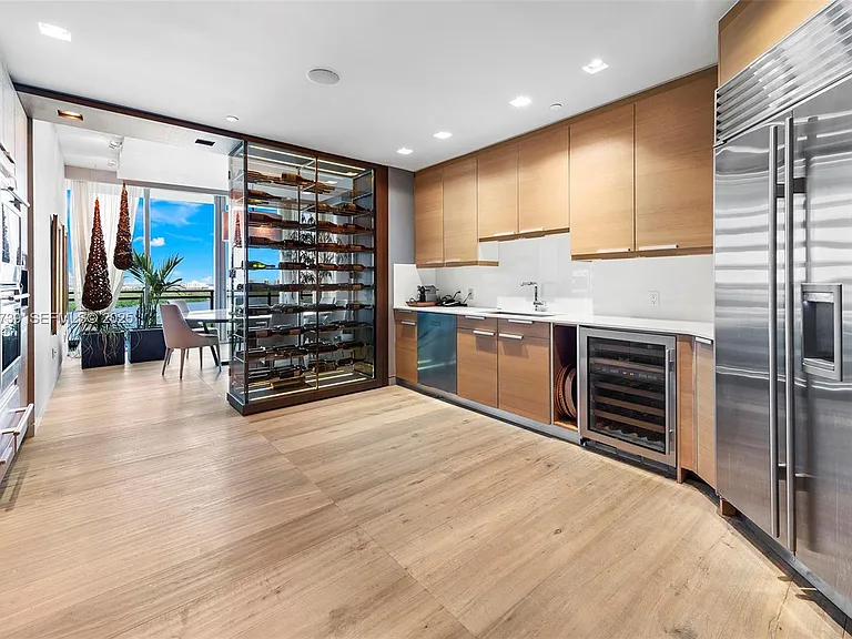 10295 Collins Ave #1709 — Photo 32