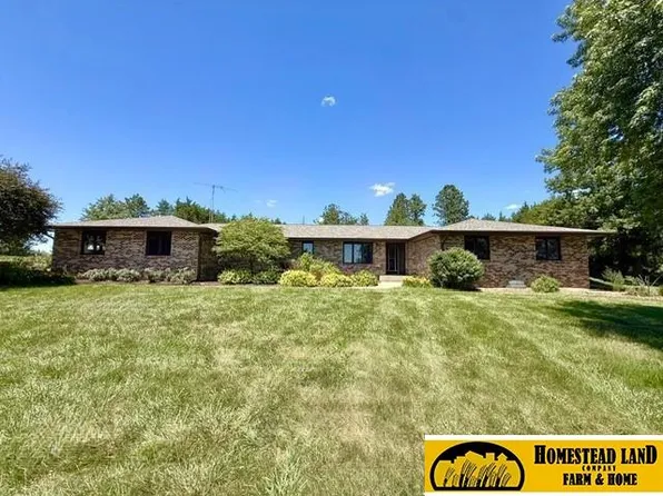56945 712th Rd, Fairbury, NE 68352