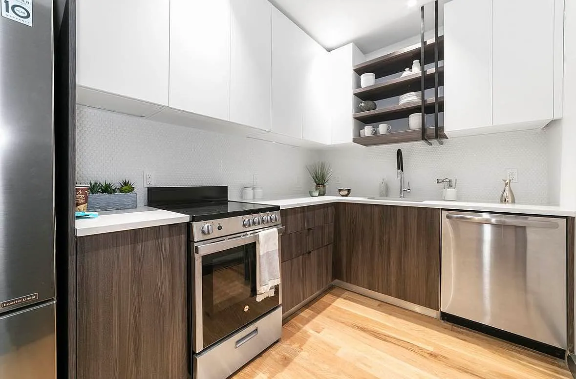 Building Photo - 93 Linden St #E2