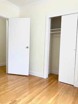 Rented by New York Residence | media 17