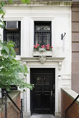 Rented by LG Fairmont Group | media 16