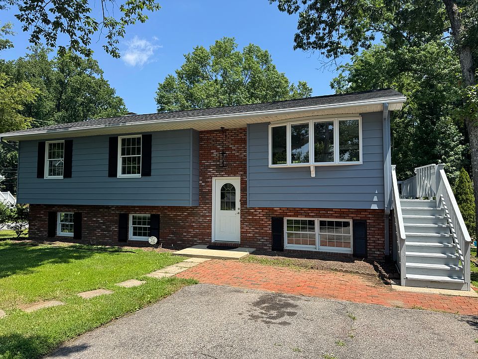 1st image of 230 Cape Saint John Rd