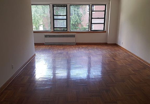 4th image of 1067 Madison Ave #3AE