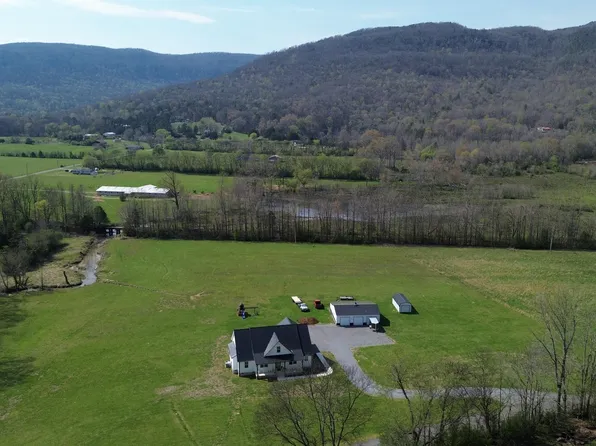 209 W Valley Rd, Dunlap, TN 37327