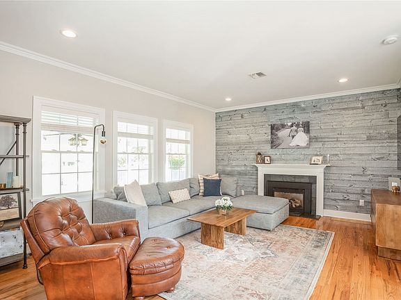 2nd image of 5 Brightwood St
