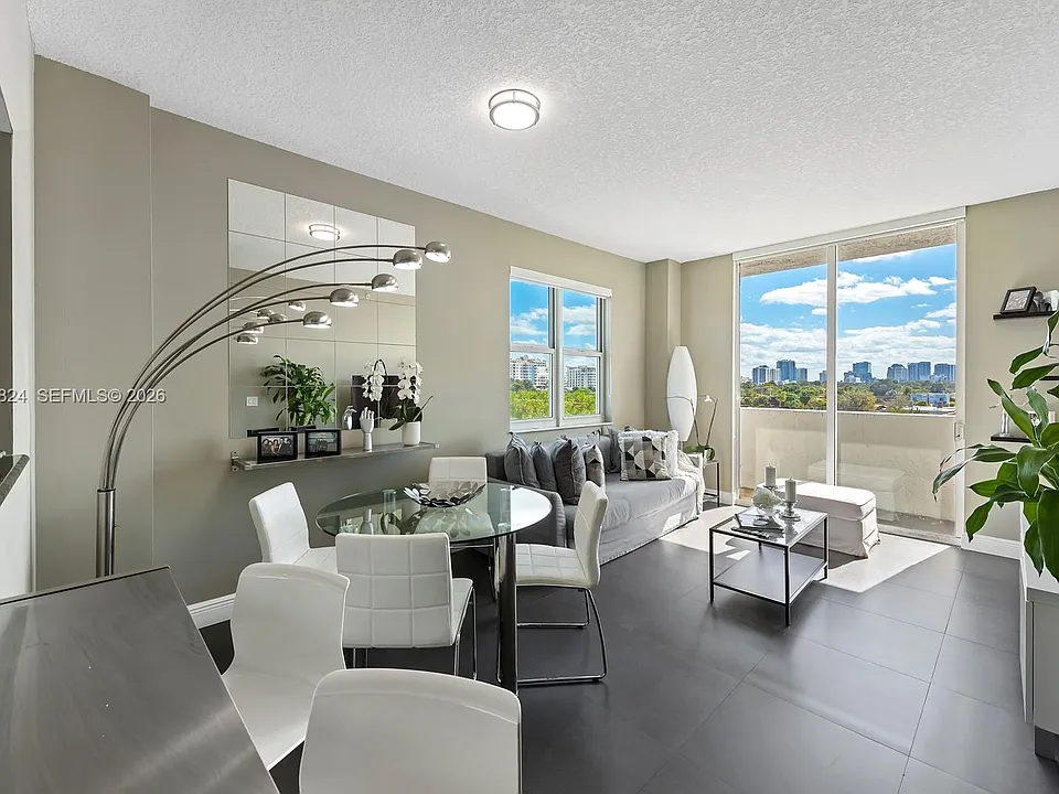 3000 Coral Way #416