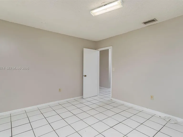 6331 Pierce St #1 — Photo 13