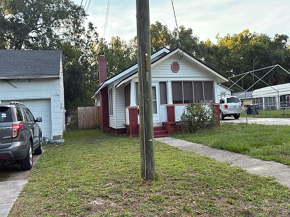 3rd image of 3509 Stanley St