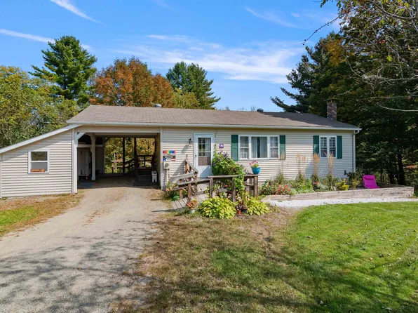 71 Scottsdale Road, Newport City, VT 05855