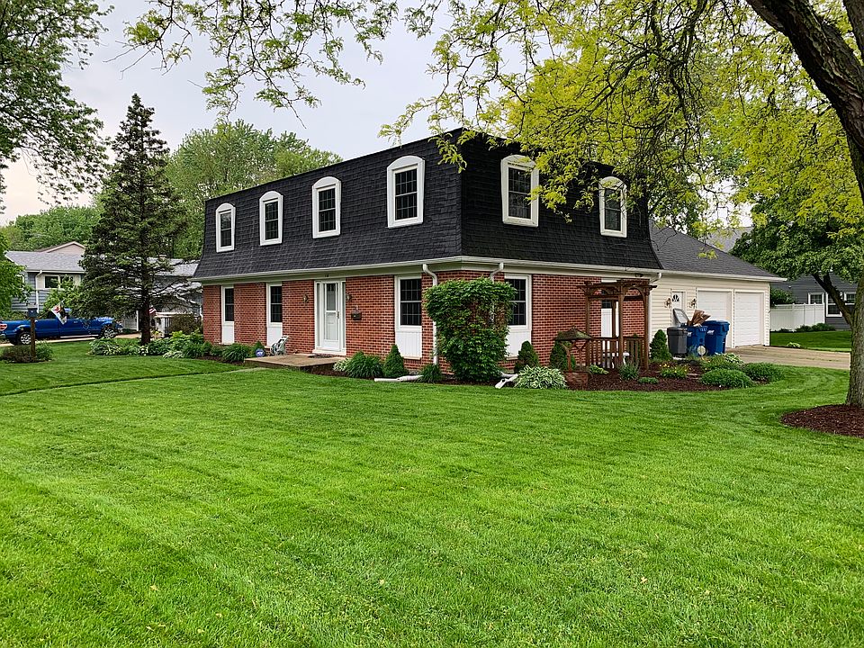 1st image of 110 W Oak Glen Dr