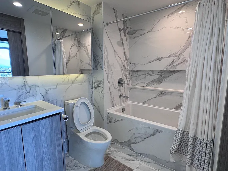 4880 Lougheed Hwy #2804 — Photo 14