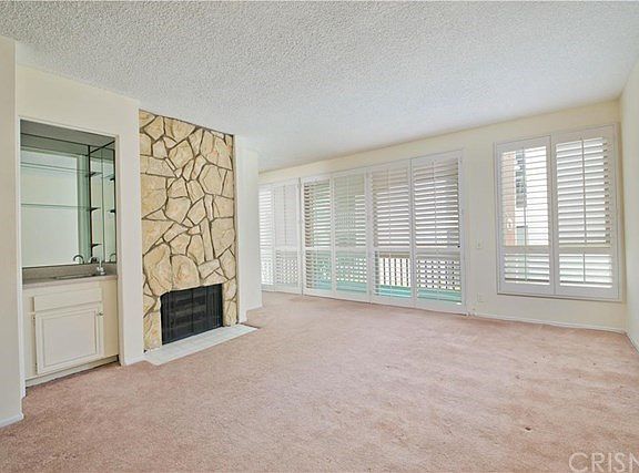 3rd image of 17711 Margate St APT 206