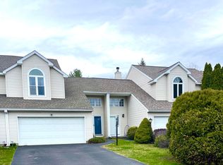 7 Gregory Ct, Rensselaer, NY 12144