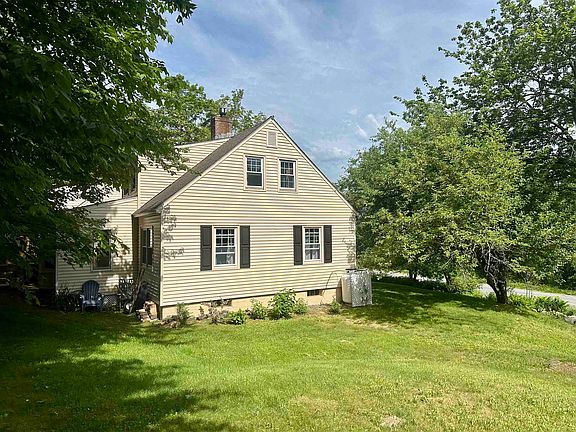 2nd image of 1261 King Hill Road