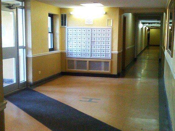 3rd image of 9324 Queens Blvd APT 4P
