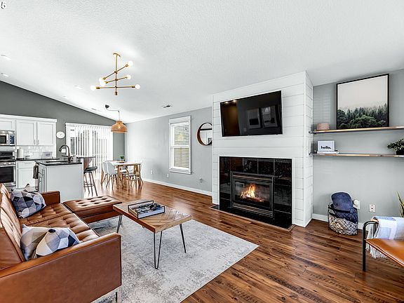 3rd image of 8908 NE 153rd Ave