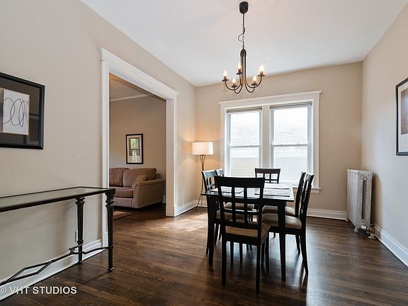 4th image of 1341 W Waveland Ave #1E