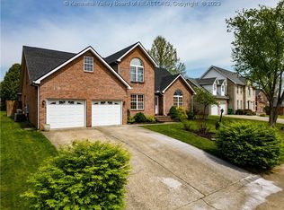 70 Frontier Ln, Hurricane, WV 25526