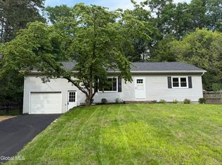 1326 Kings Road, Schenectady, NY 12303