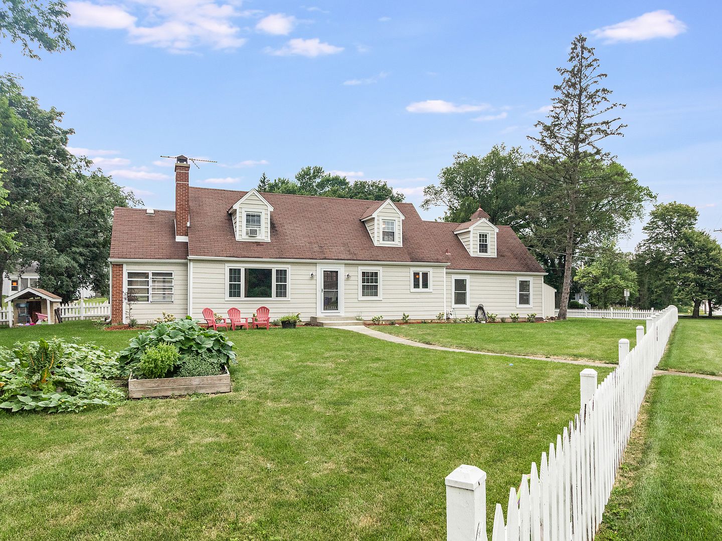 810 N Gary Ave, Wheaton, IL 60187 Zillow