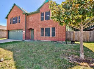 2435 Ranchview Dr, Grand Prairie, TX 75052