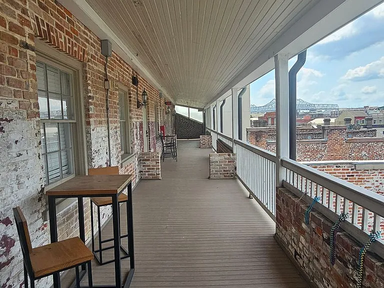 802 Saint Charles Ave — Photo 12