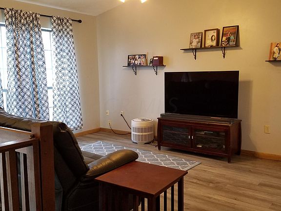 5th image of 1500 Tall Meadows Dr