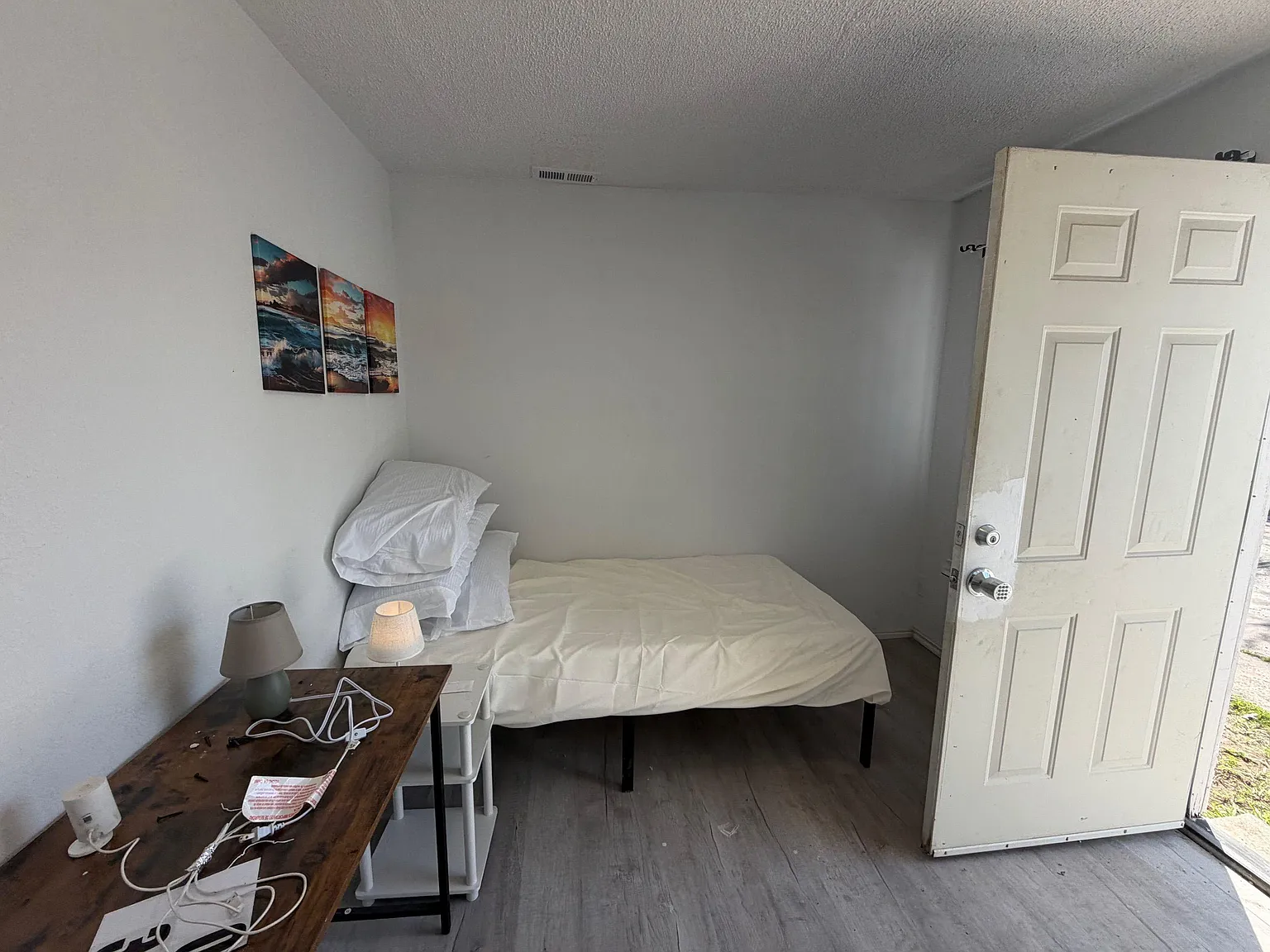 4 bed, 3.0 bath, 1999 sqft, $706 — Photo 4
