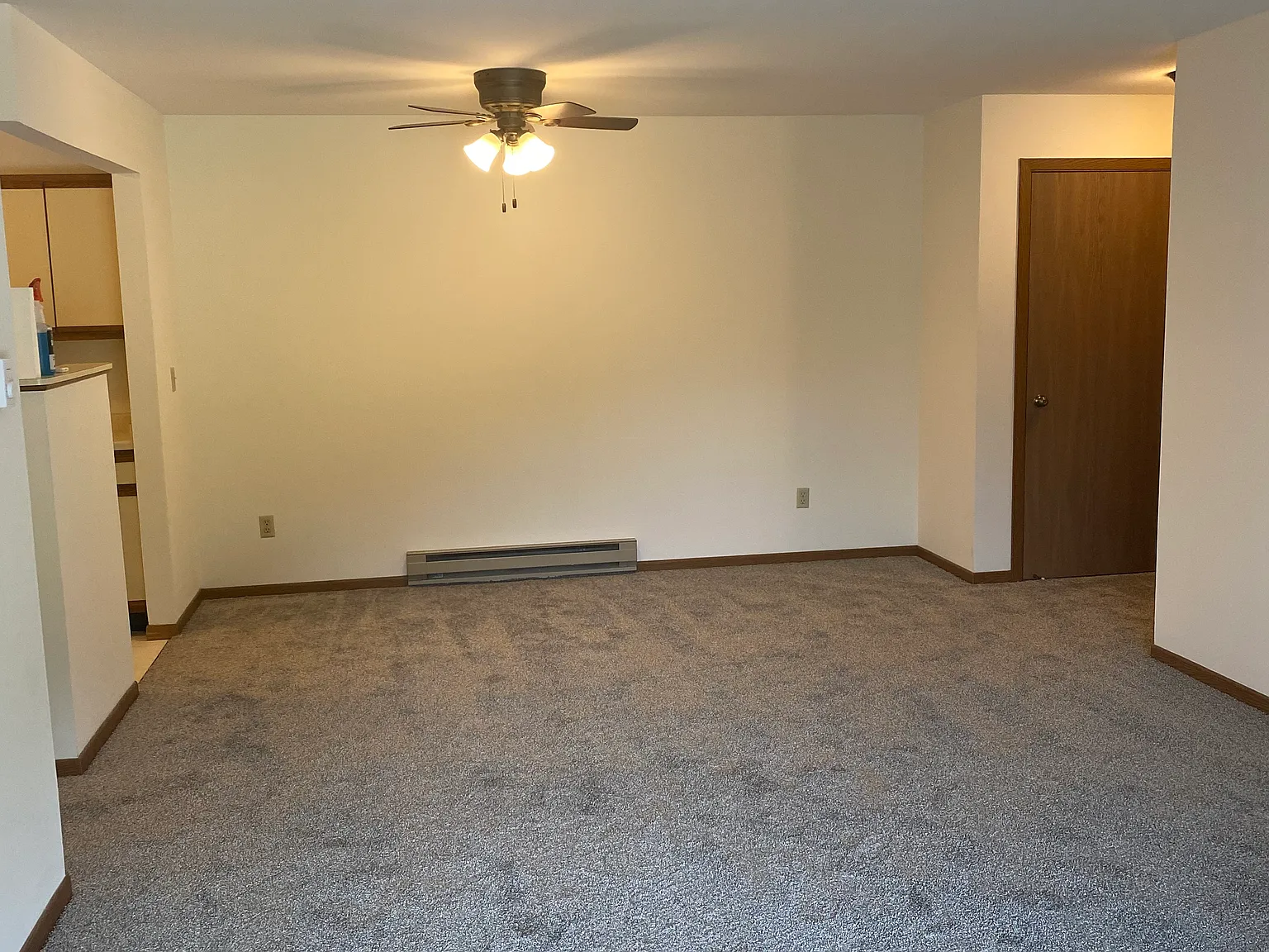 Arrowhead Heights — Photo 3