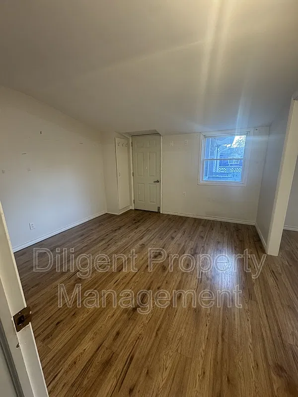1 bed, 1.0 bath, $1,000 — Photo 2