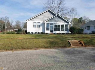501 Denson St, Valley, AL 36854