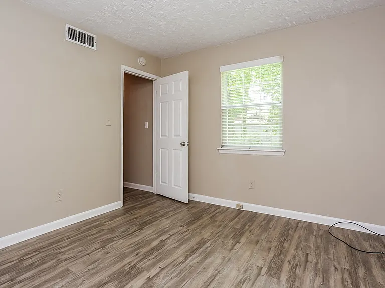 900 Turtle Bend Ln — Photo 15