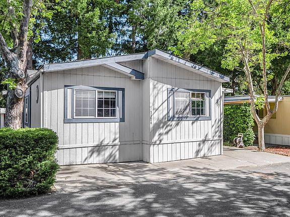 2nd image of 3226 Saint Martin Way