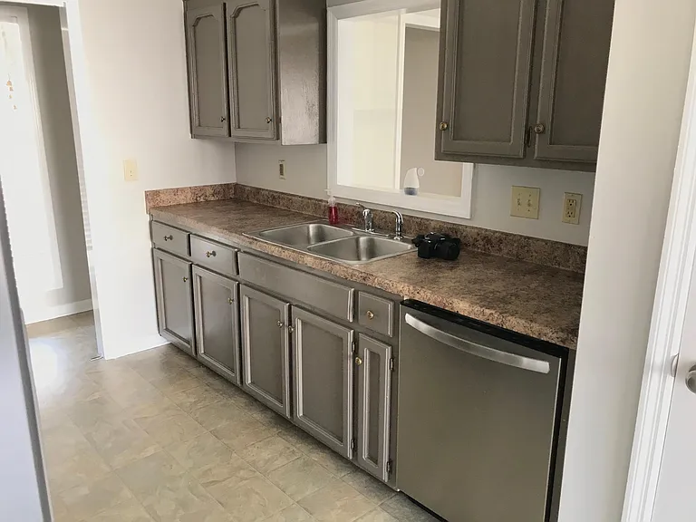 2501 Park Green Ln — Photo 2