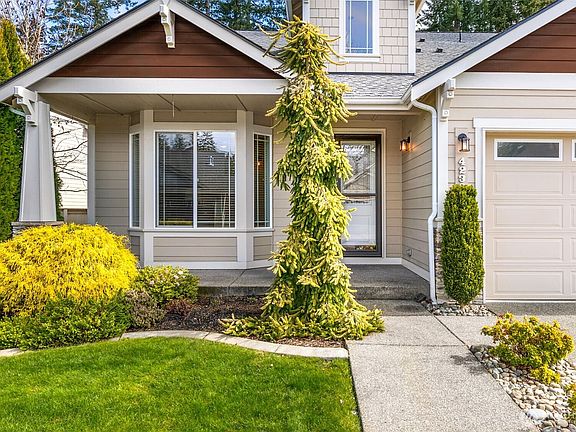 2nd image of 4232 Abigail Drive NE