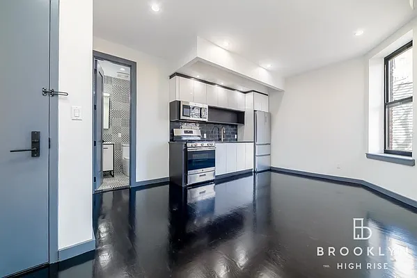 Rented by Brooklyn High Rise LLC | media 2