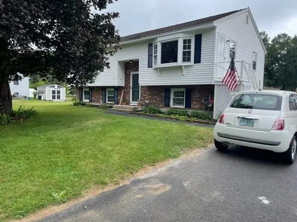 4 Kemo Circle, Litchfield, NH 03052