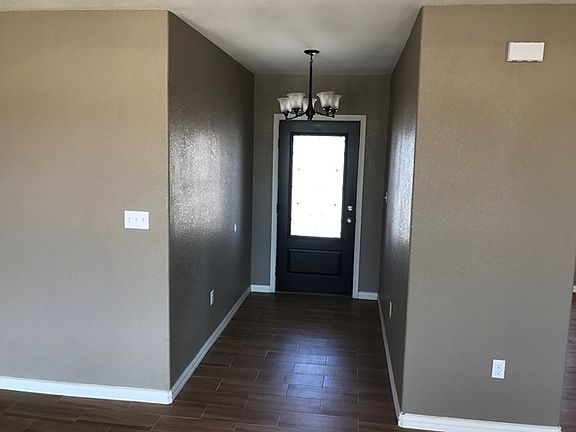 4th image of 2720 Acadia Dr